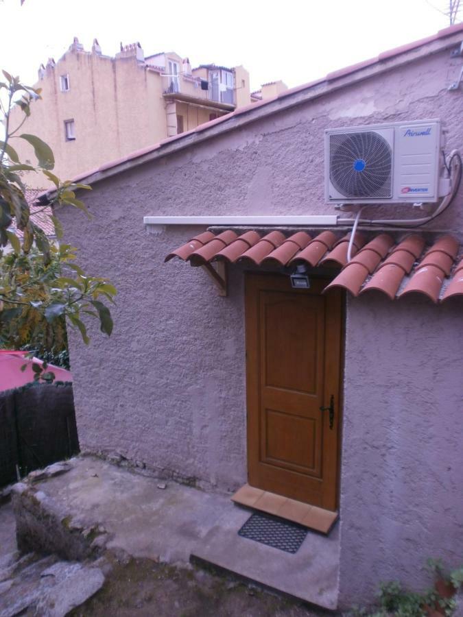 Meuble De Tourisme 2 Etoiles 40 Cours Napoleon Ajaccio (Corsica) Exterior foto